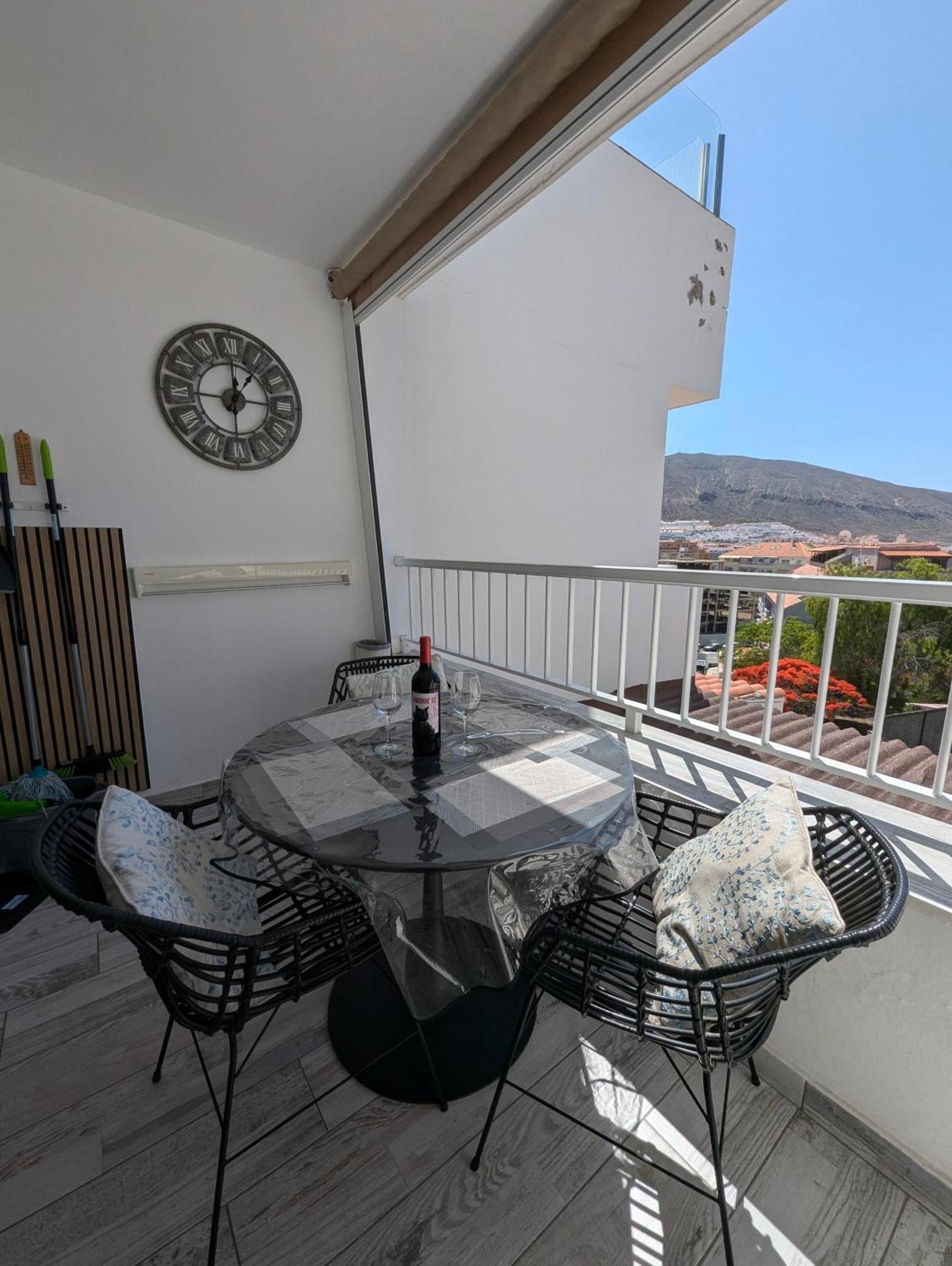 Cozy Apartment In Los Cristianos Guincho  Екстер'єр фото