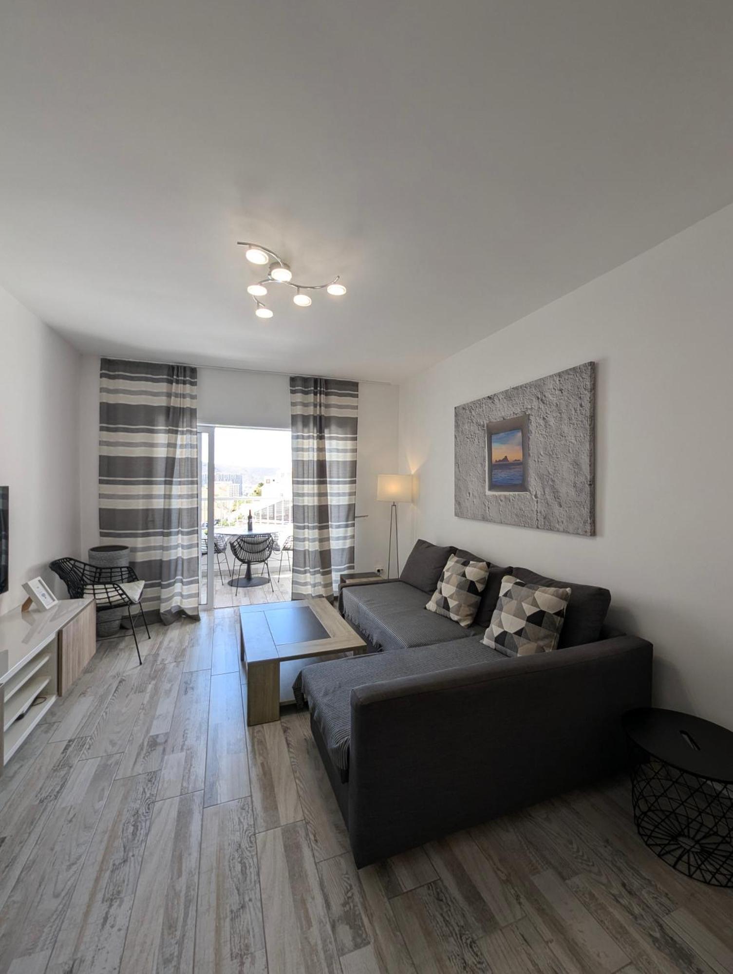 Cozy Apartment In Los Cristianos Guincho  Екстер'єр фото