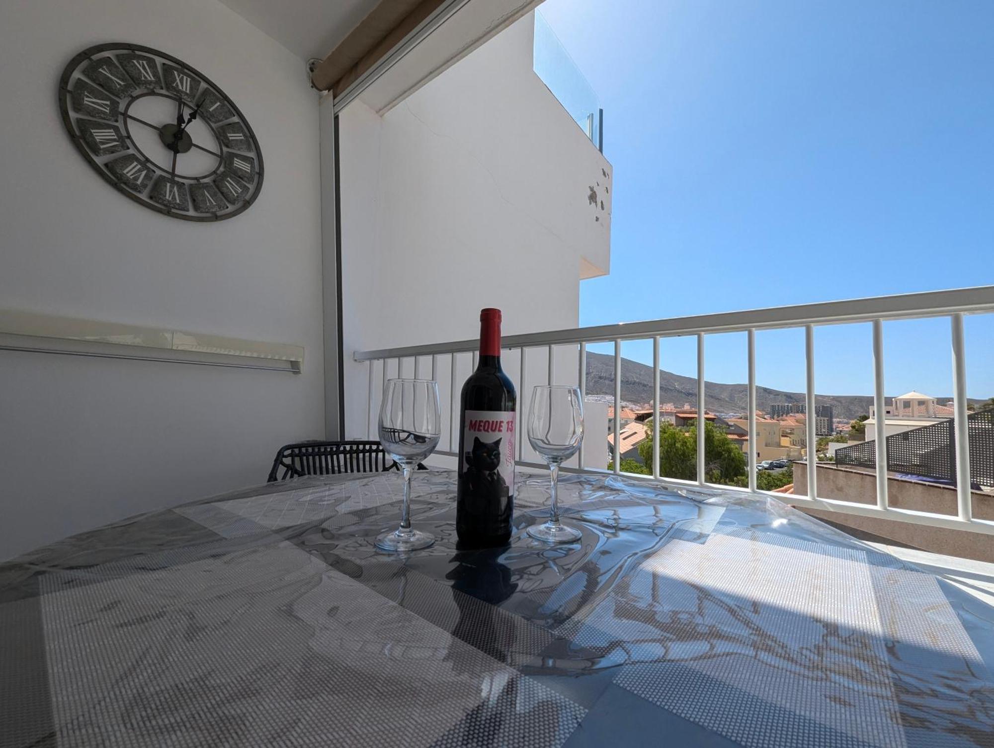 Cozy Apartment In Los Cristianos Guincho  Екстер'єр фото